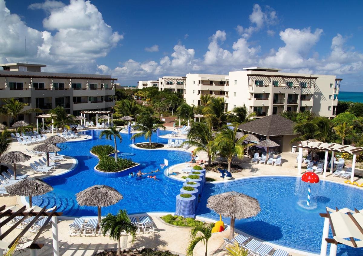 ECSM__Secondary_Swimming_Pools_01_HR-1a