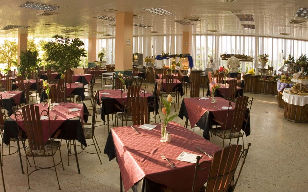 IMG_0090ACUAZULRESTAURANT2-a