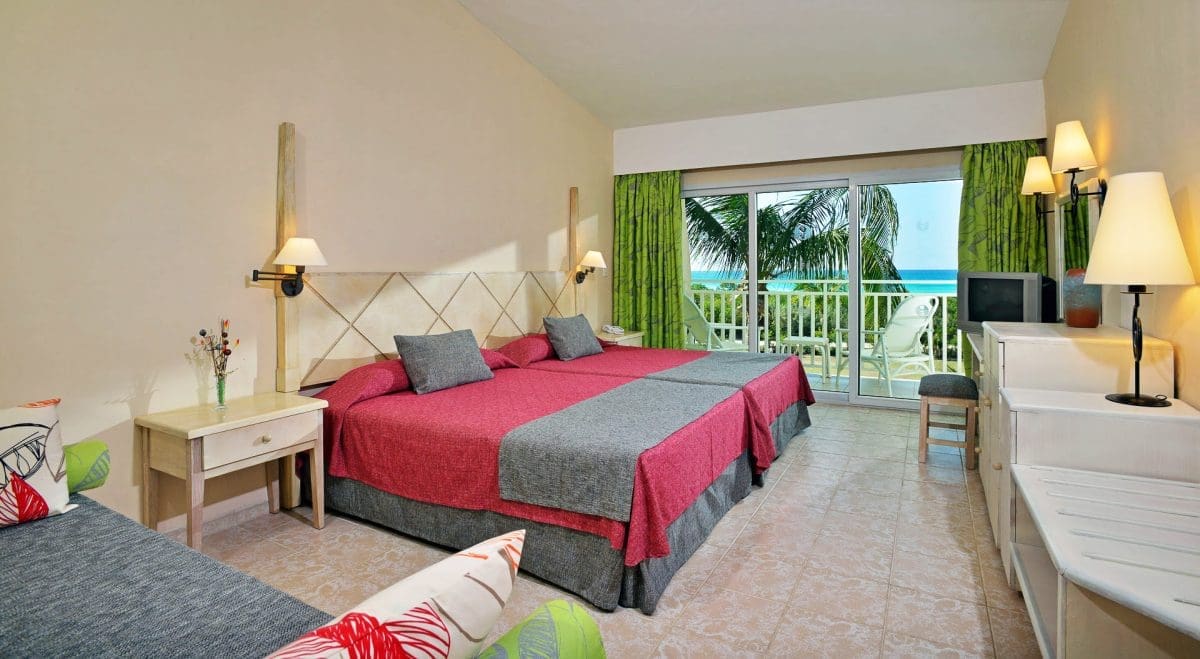 sol-cayococo-habitacion-7633-TRIMMED